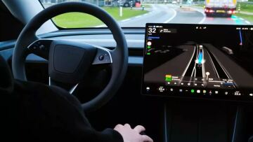Σάλος με οδηγούς των Tesla που κοιμούνται εν κινήσει
