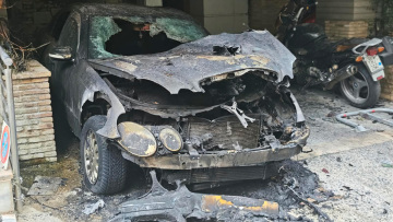 Συνελήφθη ο 34χρονος που φέρεται να έδωσε εντολή για τον εμπρησμό στο αυτοκίνητο αντιδημάρχου Ζωγράφου