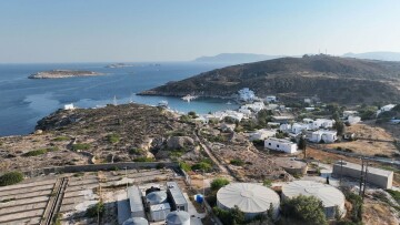ΕΥΔΑΠ: Νερό με εφεδρείες στα νησιά – Το μοντέλο Σαχίνη για τις αφαλατώσεις