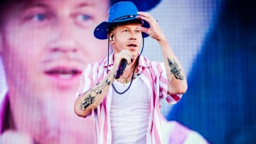 Ο Macklemore προσφέρει 1 εκατ. δολάρια στον παλαιστινιακό λαό από την αμοιβή του για την περιοδεία του Εντ Σίραν