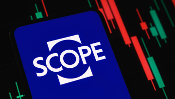 Αναβάθμισε την ελληνική οικονομία σε BBB+ η Scope Ratings, μία βαθμίδα πριν την κατηγορία Α