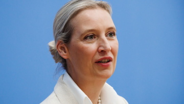 Η  Βάιντελ του AfD ζητά συνασπισμό με το CDU και... συνέπειες για τον Μερτς: «Να βγάλει τα συμπεράσματά του»