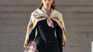 Τα ωραιότερα look από την Εβδομάδα Μόδας του Λονδίνου

