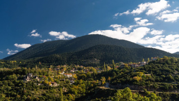 6 φθινοπωρινοί προορισμοί στην Ελλάδα για διαδρομές στη φύση
