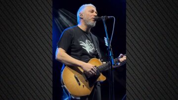 Αλκίνοος Ιωαννίδης για τον θάνατο του Γιώργου Μαζωνάκη: «Ζούμε σε μία χώρα που πρέπει να πεθάνουν άνθρωποι για να αλλάξει κάτι»

