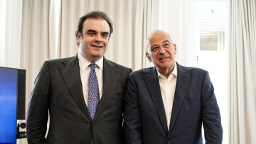 Δημοσκόπηση ALCO:  Δένδιας και Πιερρακάκης οι πιο επιτυχημένοι υπουργοί - Θερμό επεισόδιο με Τουρκία φοβάται ένας στους δύο