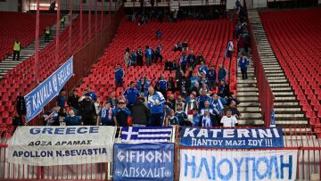 Κοινό σύνθημα από τους οπαδούς στο Βελιγράδι: Ελλάς, Σερβία, ορθοδοξία