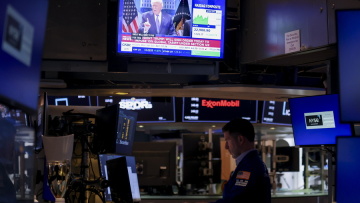 Wall Street: Ανάκαμψη με οδηγό το πετρέλαιο και ελπίδες για αποκλιμάκωση στο Ιράν - Στο επίκεντρο Fed και ομόλογα