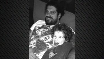 Ο γιος του Λορέντζο Καριέρε ανέβασε κοινή φωτογραφία τους  2,5 μήνες μετά τον θάνατό του: Εκεί θα ήθελα να είμαστε για πάντα, έγραψε
