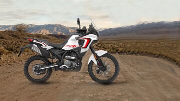Στην Ελλάδα η νέα 300άρα on-off της QJMotor - Πόσο κοστίζει;