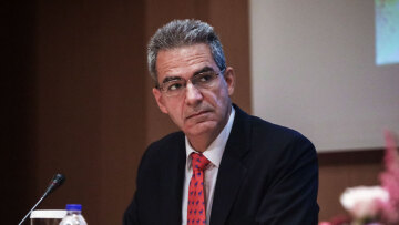 Αντιδράσεις από τη δήλωση Συρίγου ότι η Ελλάδα έκανε δύο φορές πίσω για το καλώδιο στην Κάσο - Μαρινάκης: «Καμία υποχώρηση δεν έγινε» 
