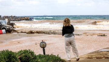 Γιατί επιμένουν οι ισχυρές βροχές στην Κρήτη, ο ρόλος του βοριά και της υγρασίας του Αιγαίου