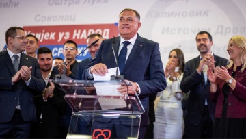 Εκλογές στη Βοσνία: Το κόμμα του Ντόντικ διατηρεί την εξουσία στη Σερβική Δημοκρατία  