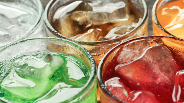 Soft drinks: Τα νέα αναψυκτικά είναι premium και ψαγμένα
