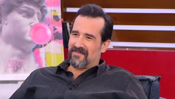 Τάσος Νούσιας: Ακόμα κι αν νομίζουμε ότι παίρνουμε αποφάσεις, πιστεύω ότι οι γυναίκες κάνουν πάντα το κουμάντο