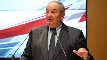 Καραμανλής: Πρωτοποριακή η σχέση Ελλάδας - Κίνας, η Δύση δεν είναι άμοιρη ευθυνών στην Ουκρανία
