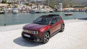 Το Renault 4 με την υφασμάτινη οροφή στην AUTO ATHINA 2026 - Πόσο κοστίζει;