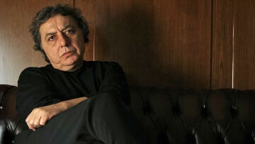 «Είναι σαν το Πάτερ Ημών, ένας μοναχικός θρήνος, δεν είναι χορός για γυναίκες»: Όταν ο Διονύσης Χαριτόπουλος έδινε τον ορισμό για το ζεϊμπέκικο