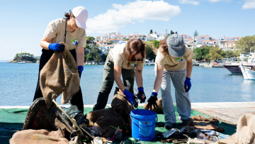 Plastic Free Greece: Η μεγάλη εκστρατεία που αλλάζει το μέλλον των ελληνικών θαλασσών