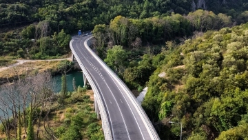 Κλείνει για δύο ημέρες η Κοιλάδα των Τεμπών: Ποιες ώρες θα διακοπεί η κυκλοφορία και από πού θα περνούν τα οχήματα