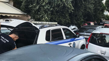 Ο 62χρονος γιος ο βασικός ύποπτος για τον θάνατο της 89χρονης στο Μενίδι, μαρτυρίες ότι στο παρελθόν την κυνηγούσε και την απειλούσε