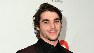 Νεκρός στα 34 του ο πρωταγωνιστής του «Breaking Bad» RJ Mitte, πληροφορίες ότι αυτοκτόνησε