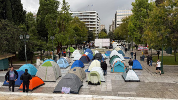 Σκηνές από φοιτητές και συγκεντρώσεις μαθητών από το ΚΚΕ σήμερα και αύριο στην Αθήνα - Δημογλίδου: Ίσως κάποιοι να θελήσουν να μιμηθούν καταστάσεις όπως στη Γαλλία