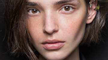 Volufiline: Μπορεί ένα συστατικό στο skincare να αντικαταστήσει τα fillers;
