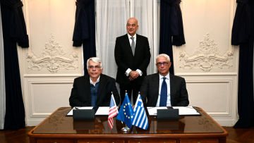 Παρουσία Δένδια υπογράφηκε στη Βοστώνη το μνημόνιο συνεργασίας του ΕΛΚΑΚ με το MIT

