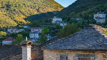 Φθινοπωρινή απόδραση σε 6 ορεινά χωριά της Ηπείρου και της Στερεάς Ελλάδας