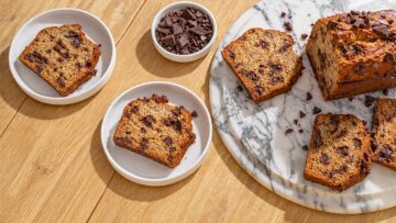 Πώς πετυχαίνουμε αφράτο banana bread με ΙΟΝ κουβερτούρα