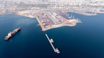 Συνεχίζονται τα έργα για την επέκταση της 6ης προβλήτας στο λιμάνι της Θεσσαλονίκης εκεί όπου βρέθηκαν τα πυρομαχικά
