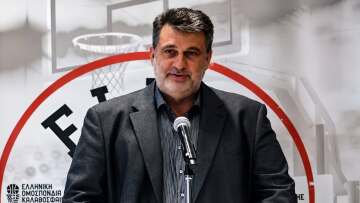 Δελημπαλταδάκης: «Καλώ όλα τα μέλη του ΔΣ της ΕΟΚ να παραιτηθούμε»