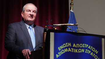 Καραμανλής: «Όχι» στην ενημέρωση της Τουρκίας για το καλώδιο - «Σφάλλουν βαρέως» όσοι διαβάζουν λάθος την Άγκυρα 
