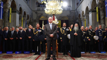 Η Θεσσαλονίκη γιορτάζει τον πολιούχο Άγιο Δημήτριο και την 114η επέτειο της απελευθέρωσής της, δείτε βίντεο και φωτογραφίες
