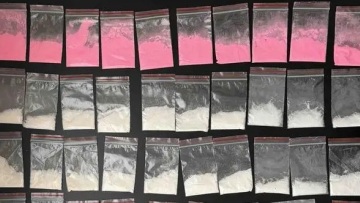 Έφοδος της ΕΛΑΣ σε πάρτι Ισραηλινών με κοκαΐνη σε ξενοδοχείο στην Ελούντα, τέσσερις συλλήψεις