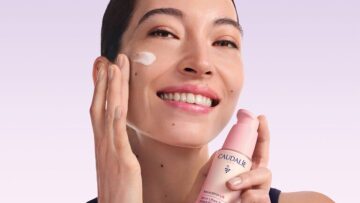 Σύσφιξη προσώπου: Η νέα γενιά skincare που στοχεύει στο δίκτυο κολλαγόνου
