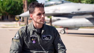 Ο πιλότος του F-16 «Ζευς» που θα πετάξει την 28η Οκτωβρίου στο protothema: Νιώθω αίσθημα τιμής 