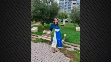 Η Καρυστιανού κατέθεσε τελικά μόνη της στεφάνι στη Θεσσαλονίκη για την 28η Οκτωβρίου, δείτε βίντεο