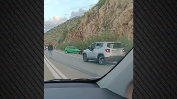  Καραμπόλα 8 αυτοκινήτων στον ΒΟΑΚ, έγινε και δεύτερο τροχαίο σε 200 μέτρα, βίντεο 
