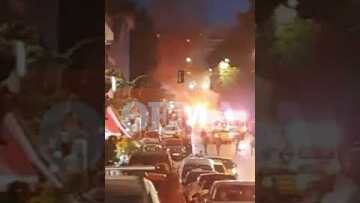 Η στιγμή που καιγόταν το αμάξι στο Παγκράτι