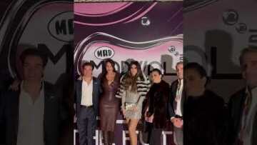 Στο κόκκινο χαλί του Madwalk η Κίμπερλι Γκιλφόιλ