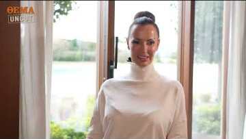 Η γυναίκα από τη Μύκονο που «έδεσε» τους Ρομά του Κάμπου