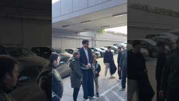 Η άφιξη του Χουάντσο Ερνανγκόμεθ  στο Telekom Center Athens με την Ferrari του