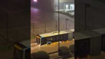 Πλημμυρικά φαινόμενα στη Λ. Βουλιαγμένης (2)