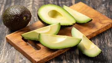 Αβοκάντο: Πώς το διατηρούμε κρεμώδες και χωρίς να μαυρίζει
