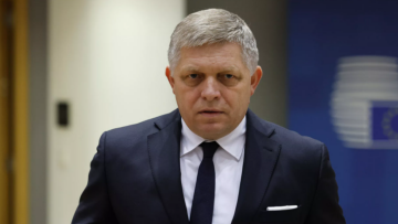 Απειλές κατήγγειλε πως δέχεται ο Φίτσο για την παρουσία του στις εορταστικές εκδηλώσεις της Ρωσίας