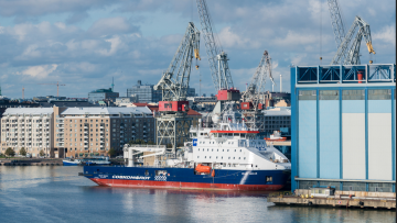 Sovcomflot: «Τα πλοία μας δεν ανήκουν στον σκιώδη στόλο» λέει η μεγαλύτερη ναυτιλιακή εταιρία της Ρωσίας μετά τις αμερικανικές κυρώσεις