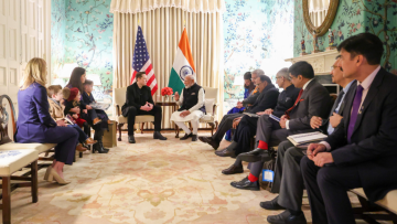 Οικογενειακή υπόθεση οι συναντήσεις με πολιτικούς για τον Μασκ - Είδε τον Ναρέντρα Μόντι με τρία παιδιά του