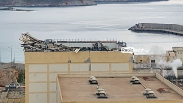 Έκρηξη και φωτιά σε εργοστάσιο παραγωγής ηλεκτρικού ρεύματος στη Σητεία - Κατέρρευσε τμήμα της οροφής